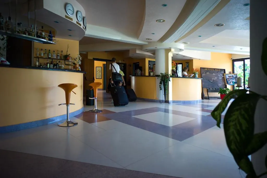 Atlantis Palace Hotel Mascali